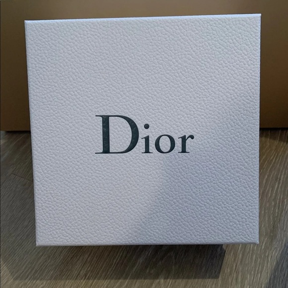 Dior Box - Picture 3 of 7